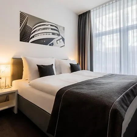 Отель Garner - Gendarmenmarkt By Ihg Берлин