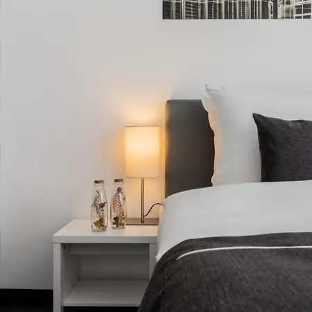 Отель Garner - Gendarmenmarkt By Ihg Берлин