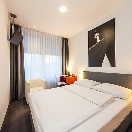 Отель Garner - Gendarmenmarkt By Ihg Берлин