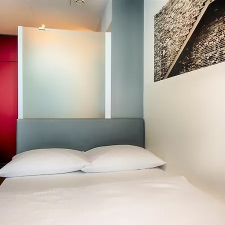 Отель Garner - Gendarmenmarkt By Ihg