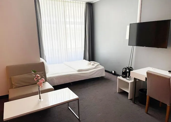 Hotel Garner - Gendarmenmarkt By Ihg Berlim