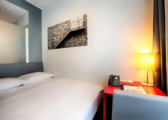Otel Garner - Gendarmenmarkt By Ihg