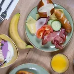 호텔 Garner - Gendarmenmarkt By Ihg 4*
